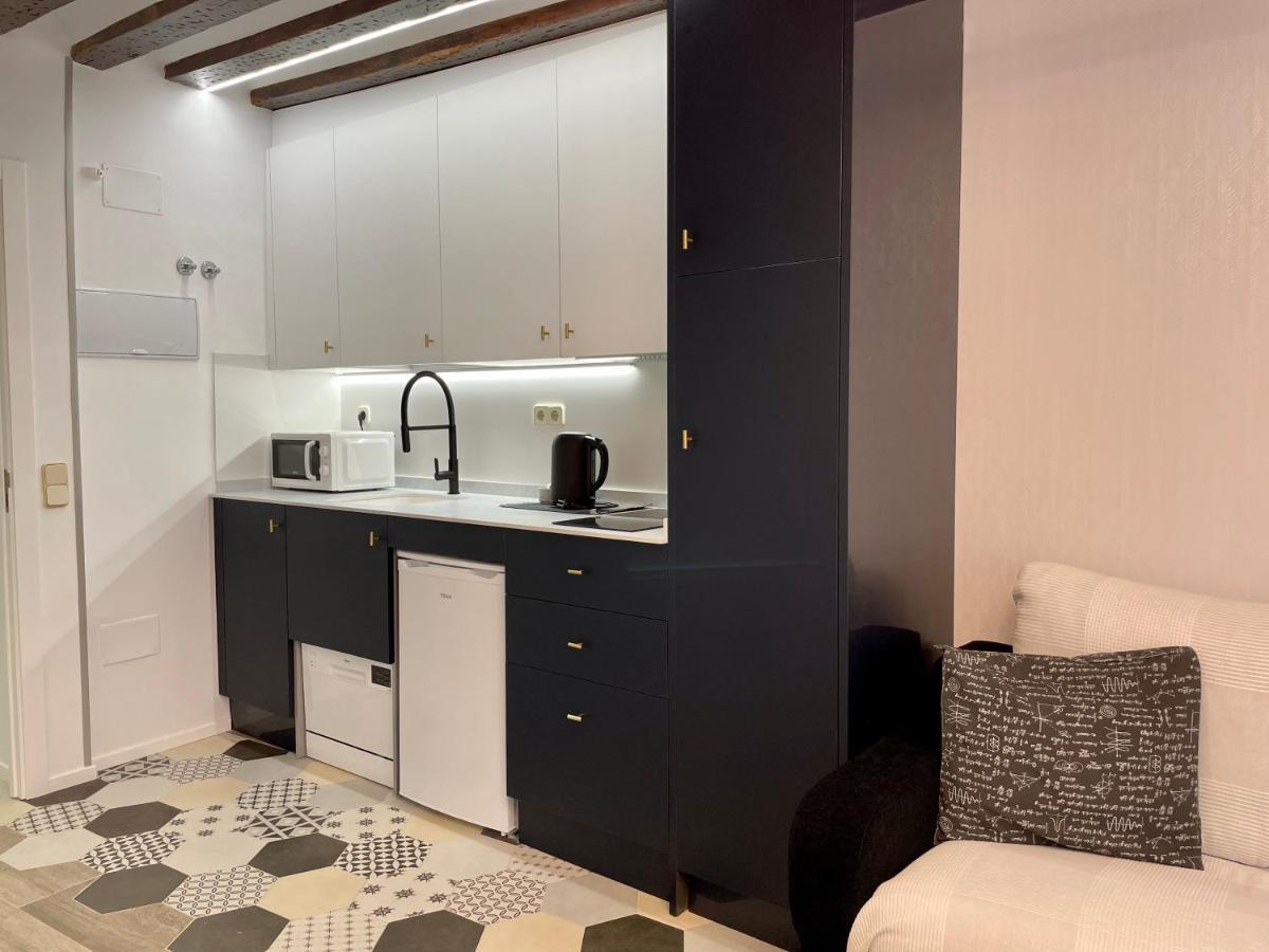 Madrid Villa Suites Aquamarina Exteriör bild